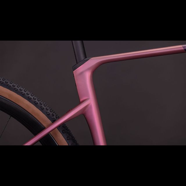 CUBE Nuroad C:62 EX gravel-pyörä